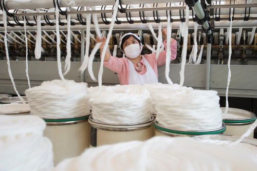Doanh nghiệp nước ngoài rời bỏ, TQ sẽ trở thành 'nền kinh tế rỗng'