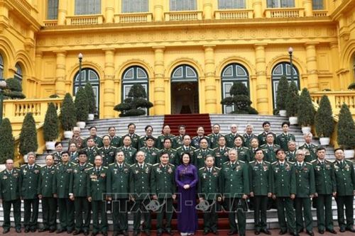 Phó Chủ tịch nước gặp mặt đoàn đại biểu BLL Cựu chiến binh Sư đoàn 304