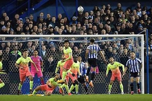 Man City giành vé vào tứ kết Cúp FA