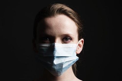 Virus corona xâm nhập tế bào phổi con người như thế nào?