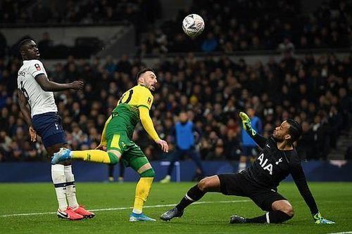 Tottenham và Mourinho thua cay đắng ở FA Cup