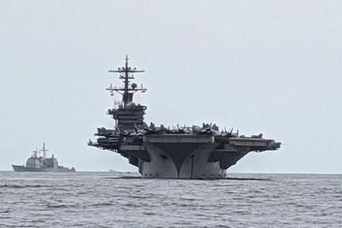 Tàu sân bay Mỹ tới Đà Nẵng