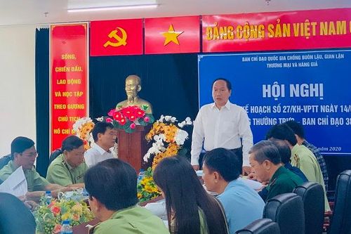 Gia tăng tình trạng buôn lậu khẩu trang y tế qua biên giới Campuchia
