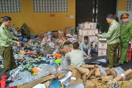 Bắc Giang tiêu hủy gần 11.000 sản phẩm giả mạo nhãn hiệu nổi tiếng