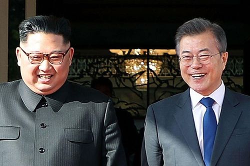 Ông Kim Jong-un gửi thư động viên người Hàn Quốc chống dịch Covid-19