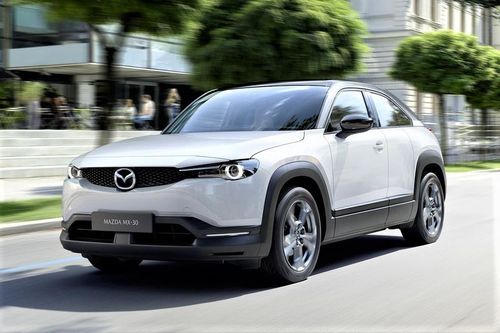 Mazda MX-30 có giá gần 40.000 USD tại Anh