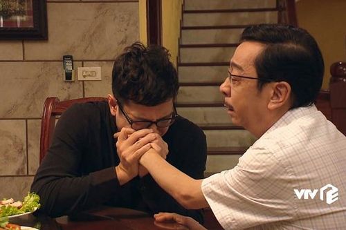 Phim 'Sinh tử': Bữa cơm cuối cùng của Chủ tịch Trần Nghĩa và con trai Trần Bạt