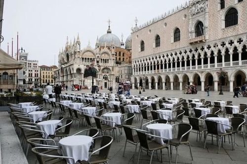 Italy ghi nhận 148 ca tử vong do Covid-19