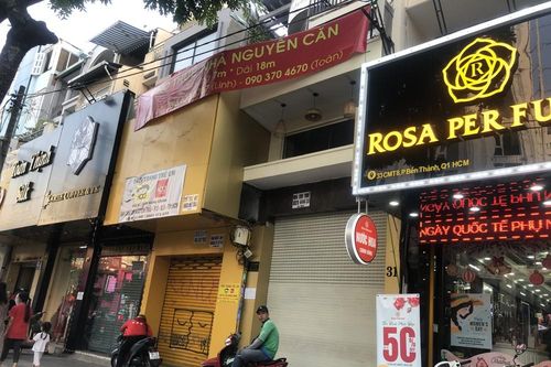Kinh doanh ế ẩm, quán xá ở Sài Gòn thi nhau dẹp tiệm