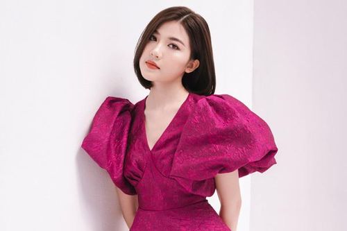 Tiểu tam' Lương Thanh đẹp thanh lịch với váy bồng vai