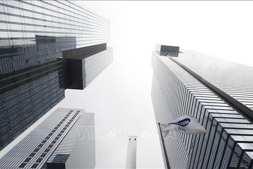 Samsung tạm thời chuyển hoạt động sản xuất điện thoại thông minh tới Việt Nam