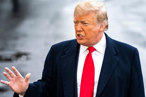 19 bang kiện Tổng thống Trump vì món tiền 3,8 tỷ USD