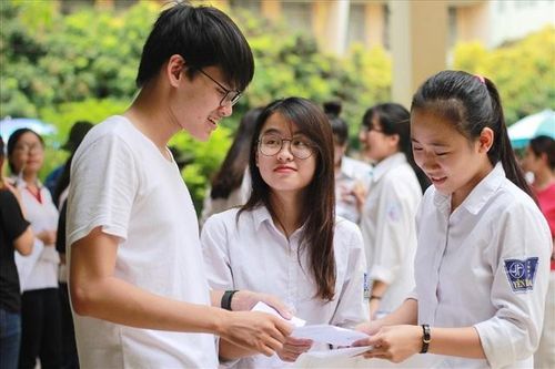 Hà Nội: Học sinh THPT đi học từ ngày 9-3, các cấp học khác nghỉ thêm 1 tuần