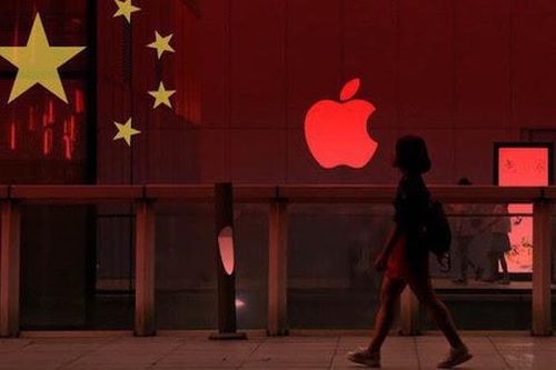 Apple, Microsoft mắc kẹt vì 'made in China'