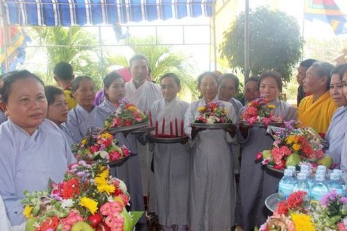 Khánh Hòa: Dừng tổ chức Lễ hội Tháp Bà Ponagar và Lễ hội Am Chúa