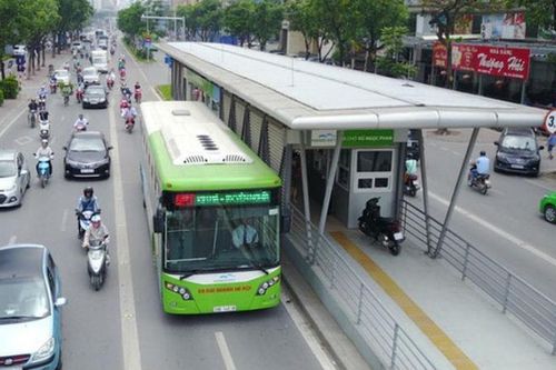 Hà Nội xây dựng đường dành riêng cho xe buýt: Liệu có như 'vết xe đổ' của buýt nhanh BRT?