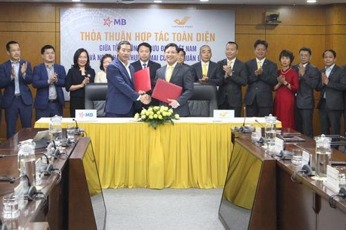 MB và Vietnam Post 'bắt tay' hợp tác toàn diện