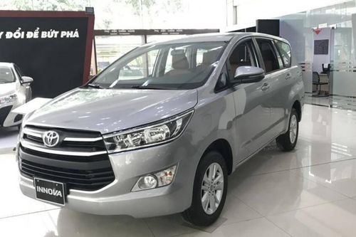 Toyota Innova số sàn khác gì so với những phiên bản còn lại?