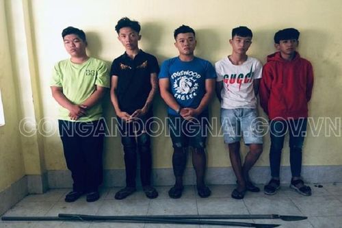 Đồng Nai: Mâu thuẫn chơi game, nhóm thanh niên mang dao đi giải quyết