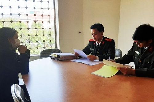 Xử lý 4 cá nhân tung tin 9 du khách Hàn Quốc cùng chuyến bay với người nhiễm Covid – 19 đến Sa Pa
