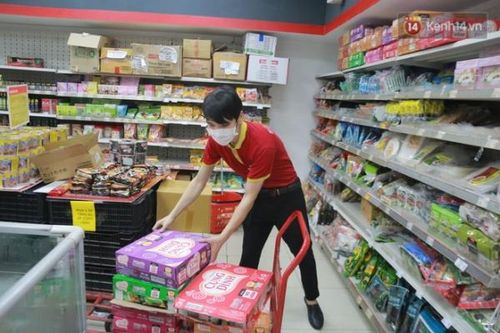 Thủ tướng yêu cầu không để thiếu hàng hóa phục vụ người dân Thủ đô