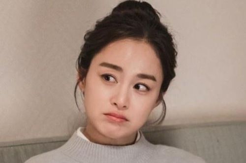 Kim Tae Hee khoe nhan sắc trong loạt hình hậu trường phim