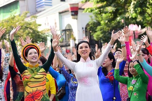 Tuần Áo dài - Di sản văn hóa Việt Nam