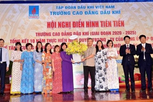 PVMTC: Phong trào thi đua khen thưởng góp phần thiết thực tạo nên những thành công ấn tượng