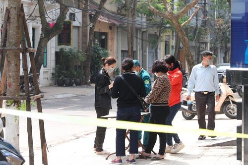 Hà Nội điều tra dịch tễ, khoanh vùng có ca dương tính SARS-CoV-2
