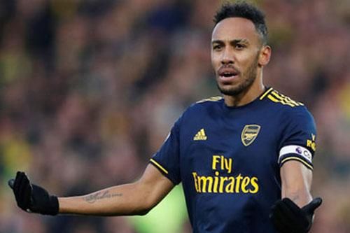Aubameyang đòi tăng lương lên 300 nghìn bảng/tuần