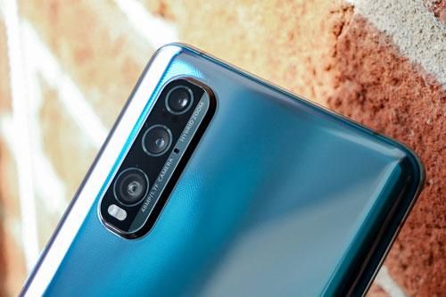 Smartphone chip S865, RAM 12 GB, chống nước, sạc 65W, giá hơn 20 triệu