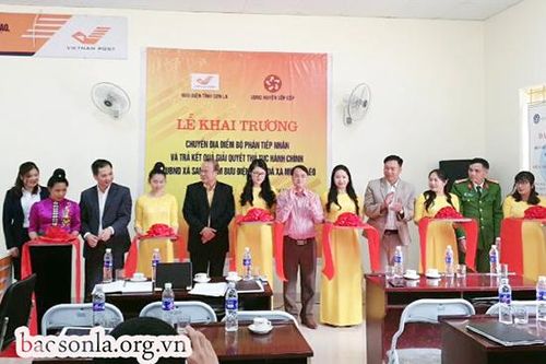 Khai trương chuyển địa điểm bộ phận tiếp nhận và trả kết quả giải quyết thủ tục hành chính