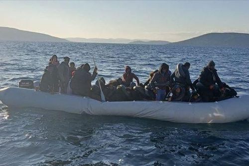 Thổ Nhĩ Kỳ giải cứu 60 người di cư lênh đênh trên thuyền ngoài khơi Aegean