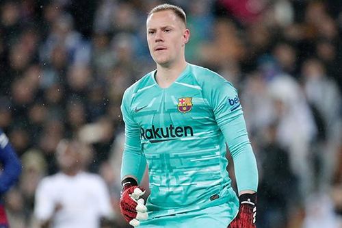 Barcelona: Ter Stegen đòi ra đi, vì tình yêu, không phải vì tiền bạc