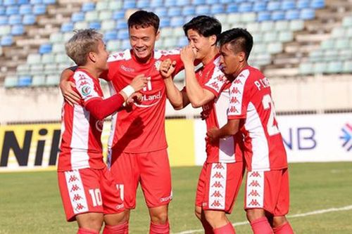 Bóng đá Việt Nam hôm nay: Công Phượng đá AFC Cup trên sân không khán giả. Hoãn trận Việt Nam vs Malaysia