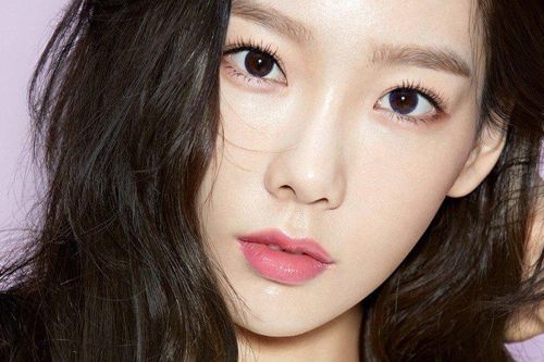 Bố Taeyeon (SNSD) qua đời đúng ngày sinh nhật con gái