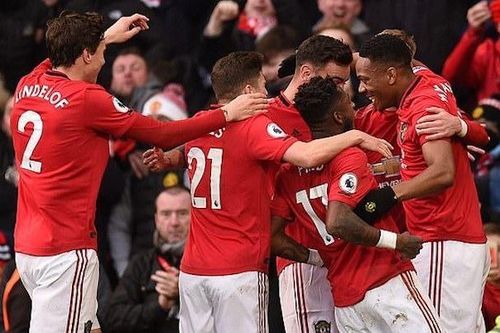 Man United hạ đẹp Man City 2-0