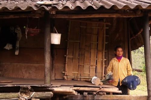 Tự nguyện xin 'chia tay'... hộ nghèo