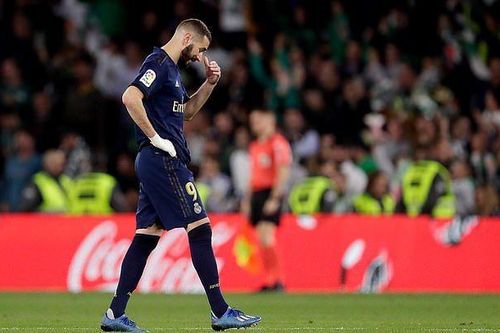 Thua đau Betis, Real Madrid dâng ngôi đầu cho Barca