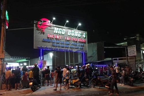 Người đàn ông bị truy sát tử vong khi dẫn vợ đi ăn tối ngày 8/3
