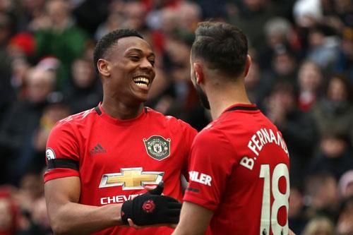 Đội hình tiêu biểu vòng 29 Premier League: M.U áp đảo