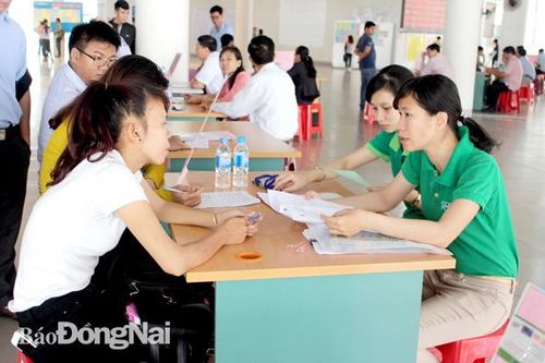Ưu tiên giải quyết việc làm cho người dân vùng dự án