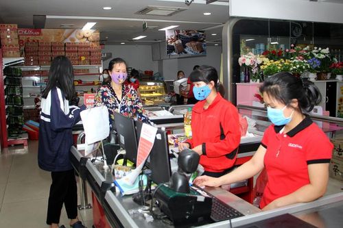Siêu thị Đức Huy: Đáp ứng đủ nhu cầu tiêu dùng của người dân