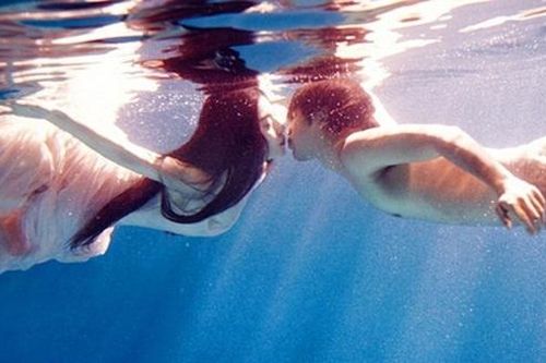 Những nụ hôn gây chú ý trên màn ảnh Hoa ngữ