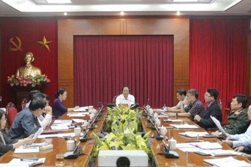 Hải Phòng tạm dừng việc tặng ấm chén và cờ dịp kỷ niệm 65 năm Ngày giải phóng