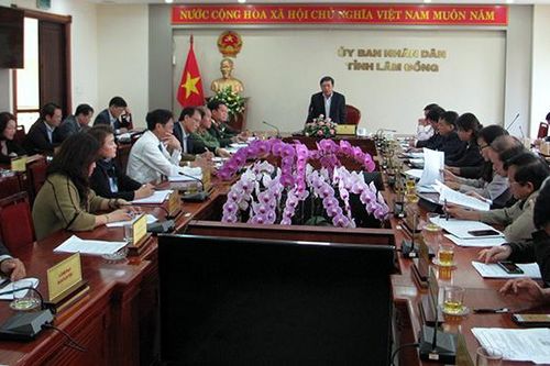Chủ tịch UBND tỉnh Đoàn Văn Việt: Thông tin chính xác kịp thời, chủ động ngăn ngừa, phát hiện xử lý sớm dịch bệnh Covid-19