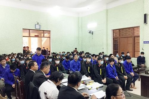 Sáu án tử hình trong đường dây vận chuyển 476 bánh heroin