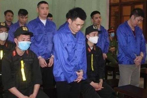 Buôn gần 500 bánh heroin, 11 bị cáo lãnh án chung thân và tử hình
