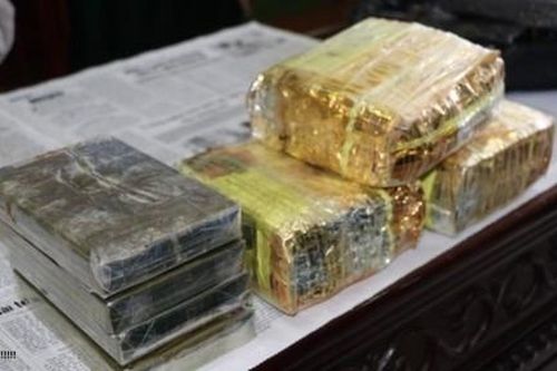 Phá đường dây ma túy xuyên quốc gia có 6 khẩu súng