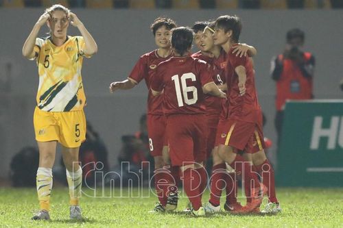 Toàn cảnh trận lượt về play-off Olympic Tokyo 2020: Việt Nam ghi bàn vào lưới Australia sau 12 năm